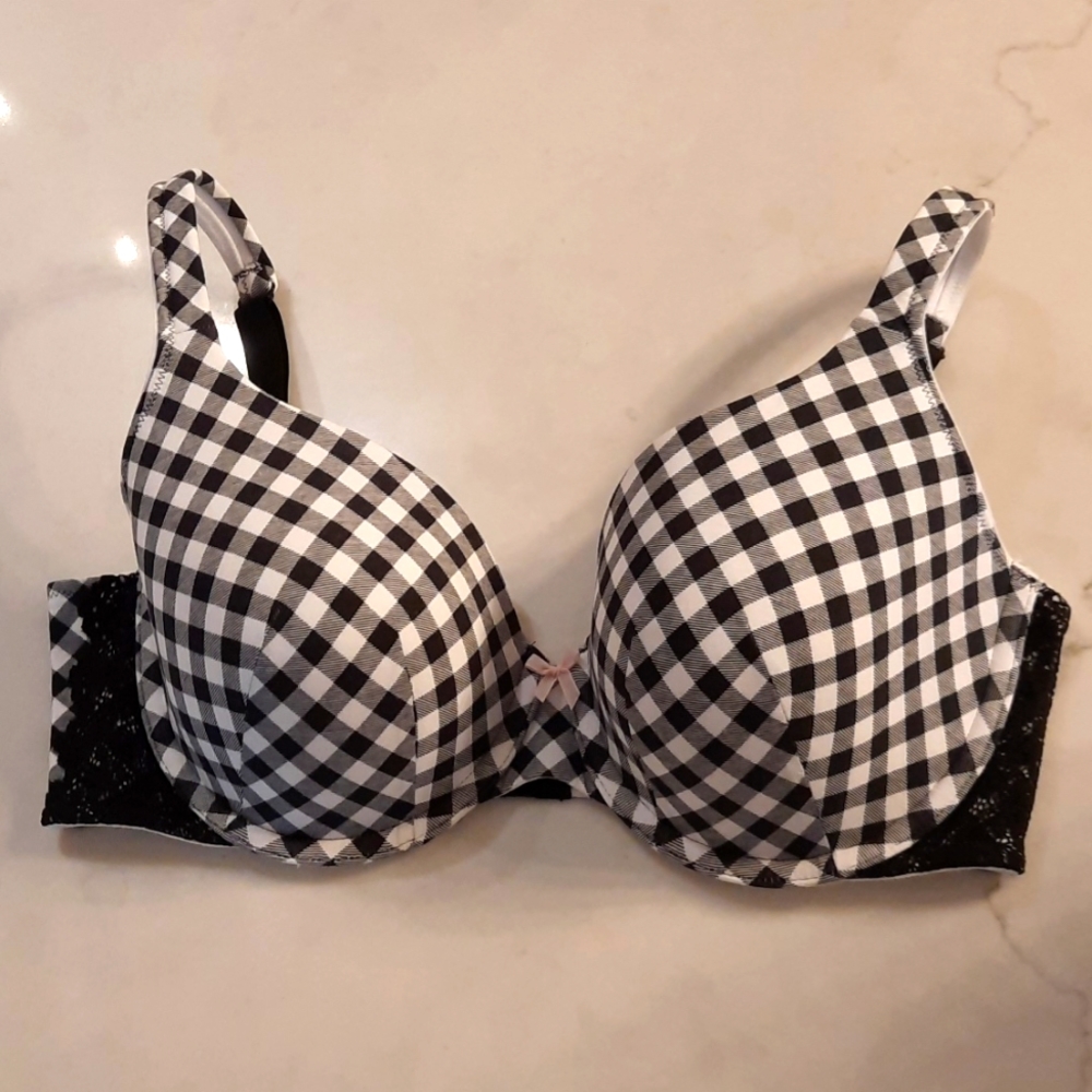 Lane Bryant Cacique Cotton T-Shirt Bra 38DD Black/White